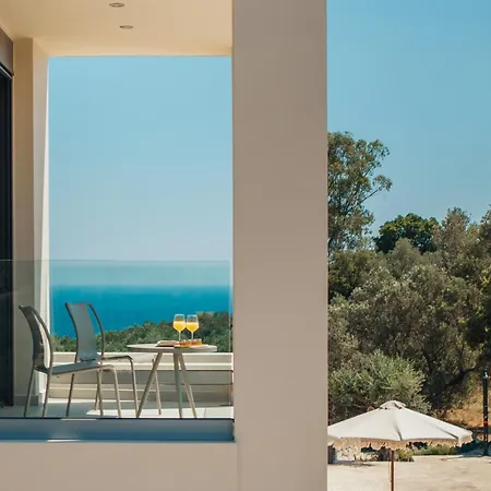 Euphoria Hill Villa, By Tk Management Argassi