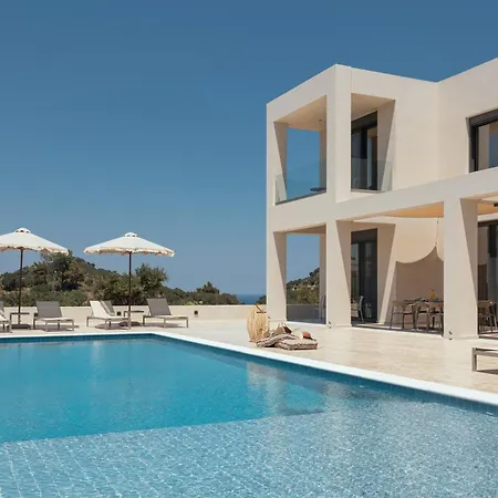 Euphoria Hill Villa, By Tk Management