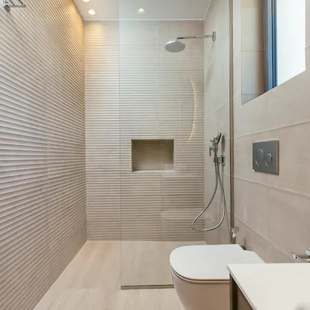 Euphoria Hill Villa, By Tk Management Villa *