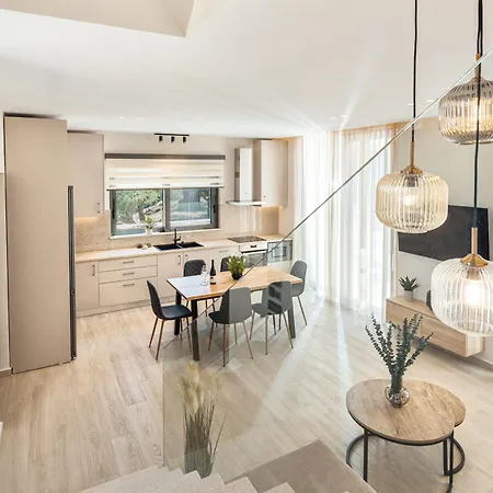 Villa Euphoria Hill Villa, By Tk Management *