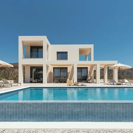 Euphoria Hill Villa, By Tk Management * Argassi