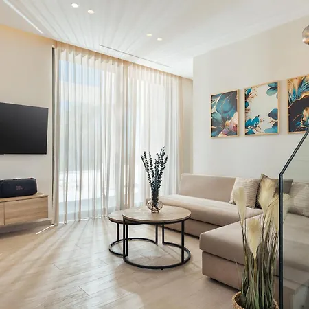Villa Euphoria Hill Villa, By Tk Management Argassi