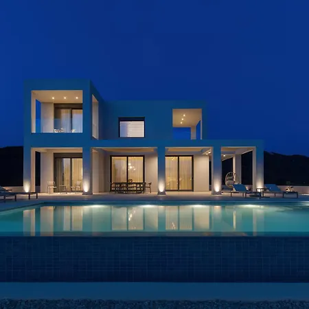 Euphoria Hill Villa, By Tk Management Villa